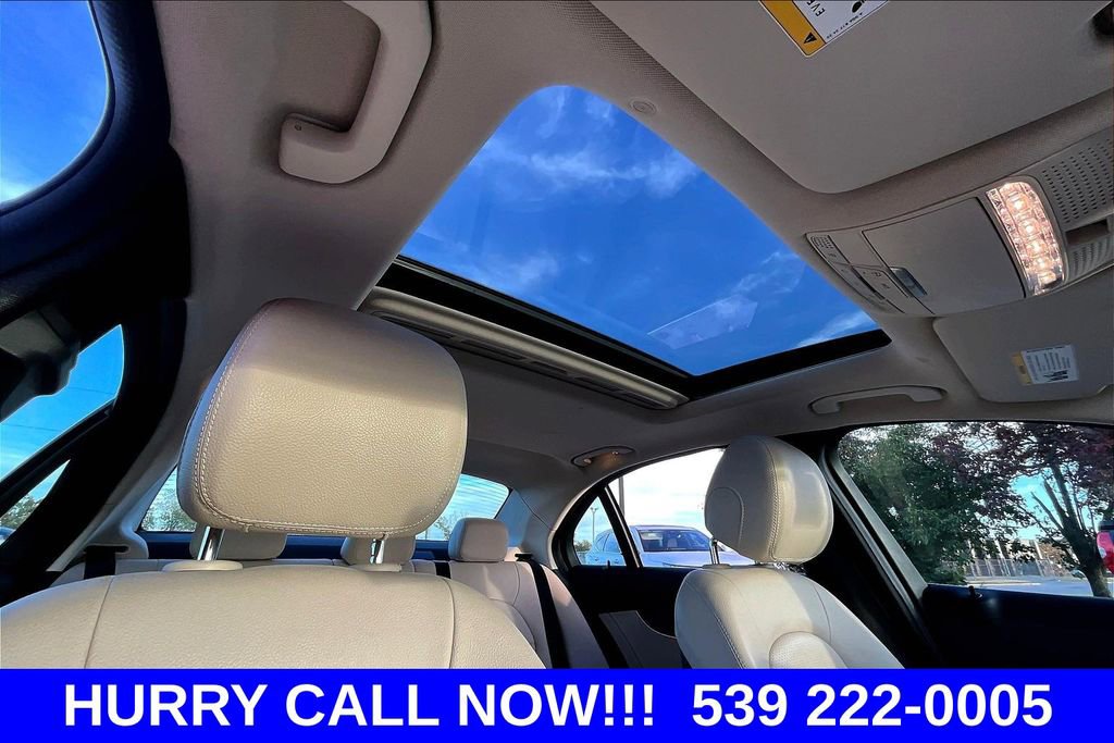 Used 2021 Mercedes-Benz C 300 4MATIC Sedan image 23