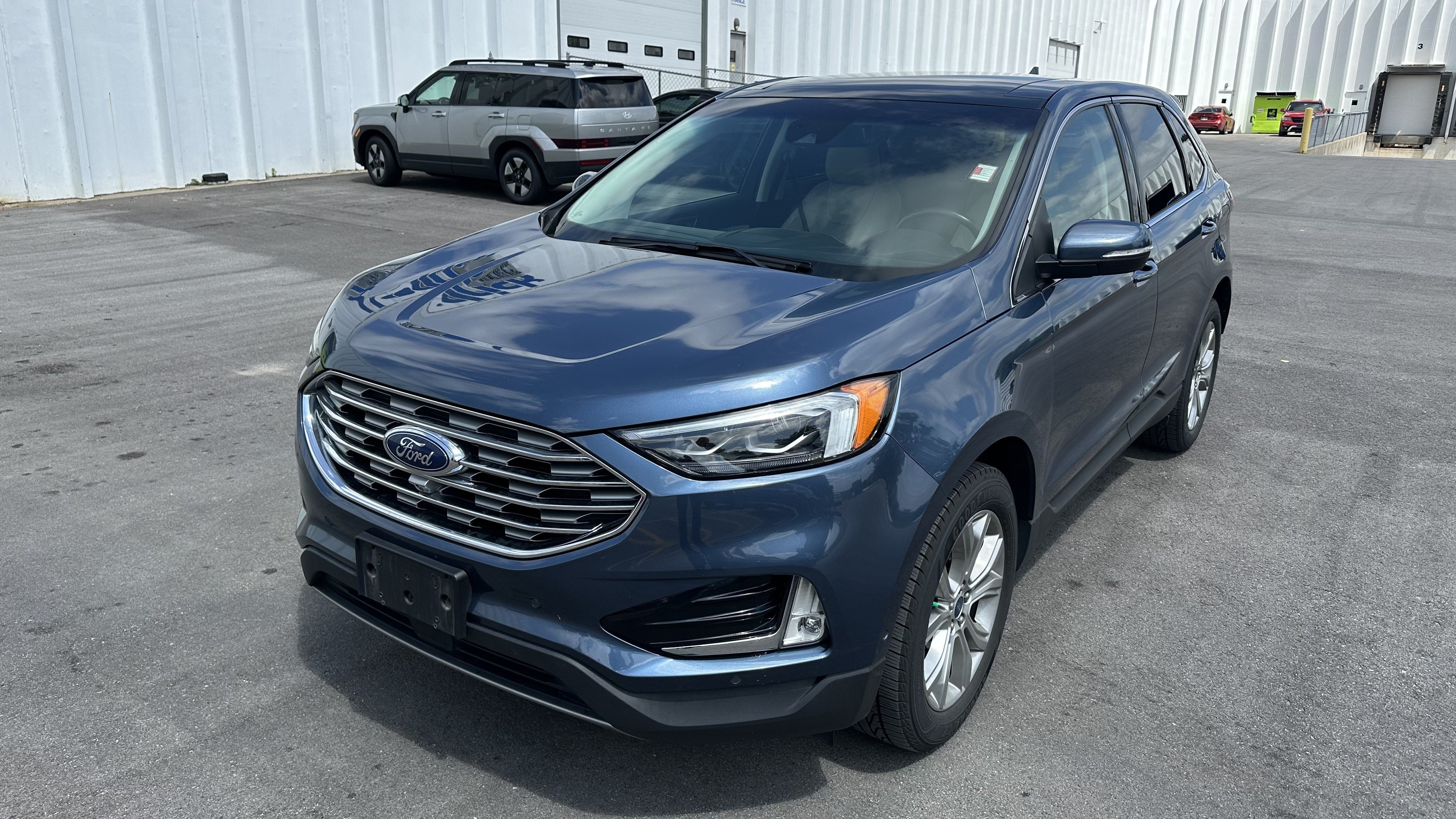 Used 2019 Ford Edge Titanium w/ Equipment Group 301A AWD/4WD image 6