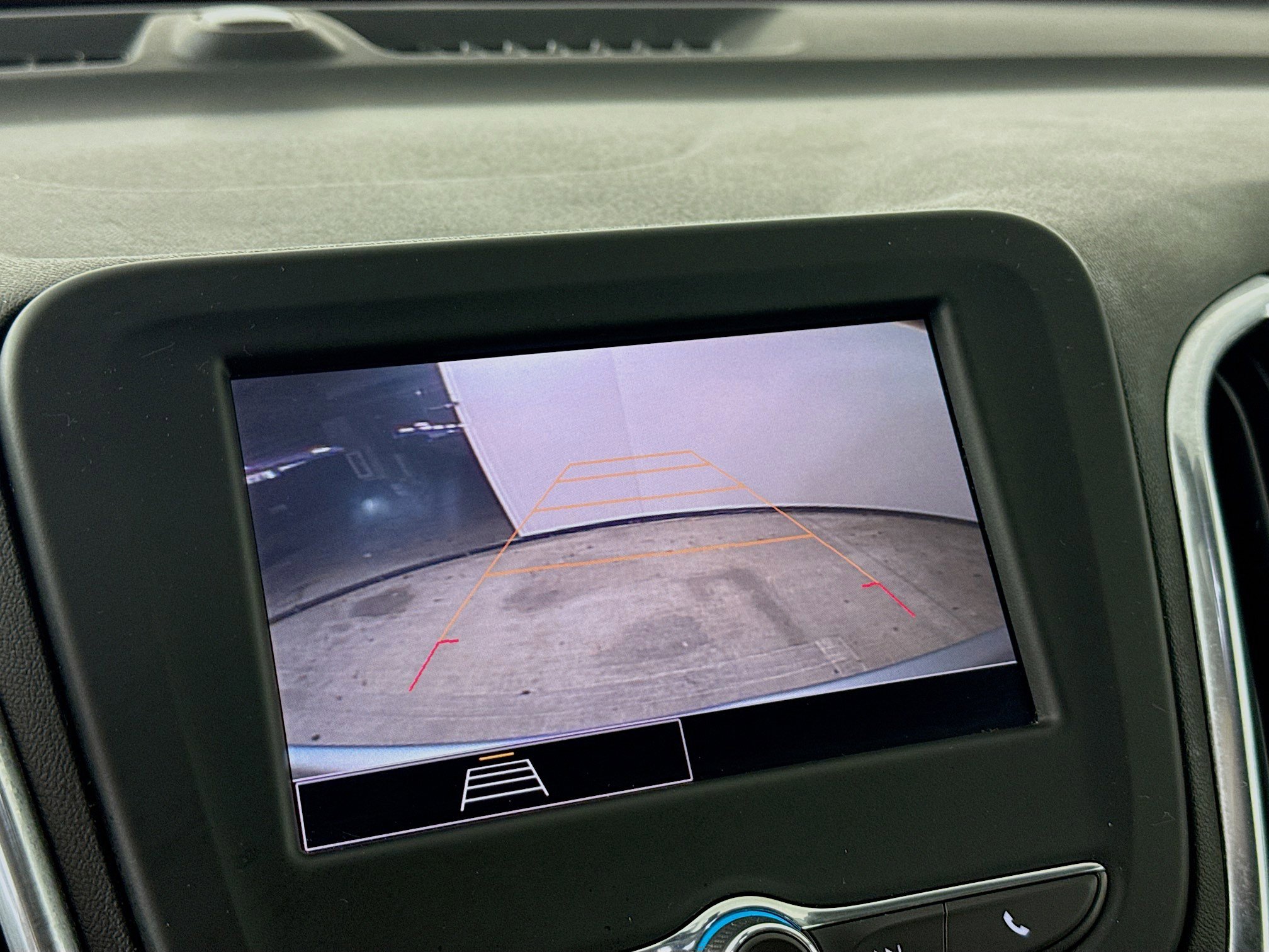 Used 2024 Chevrolet Equinox LT image 14