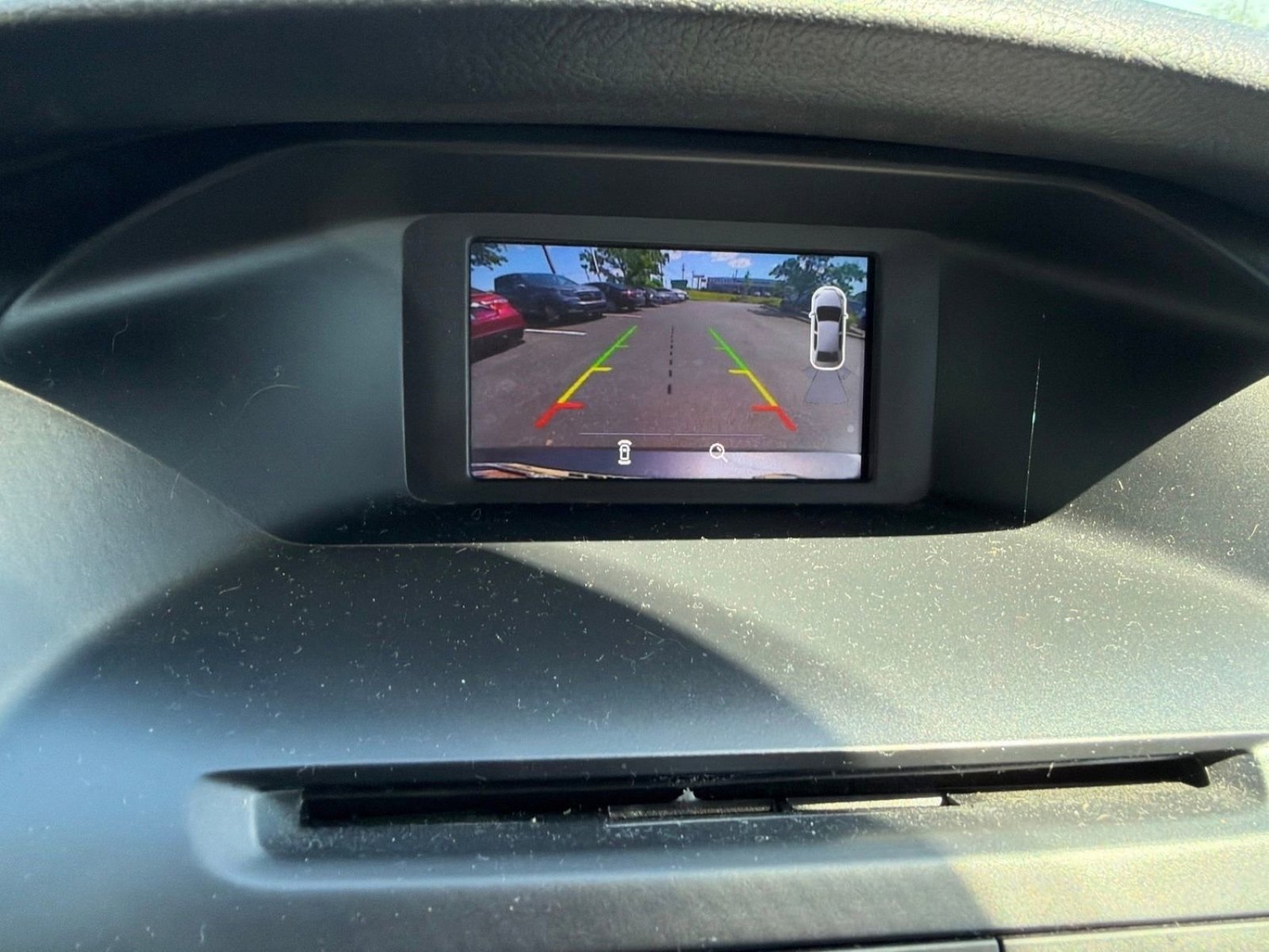Used 2016 Ford Focus SE w/ Reverse Sensing Package FWD image 3