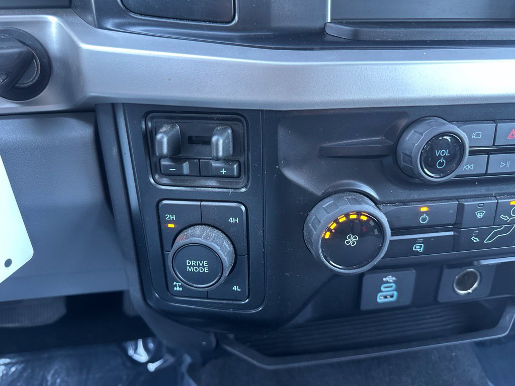 Used 2025 Ford F250 XL w/ STX Appearance Package AWD/4WD image 46