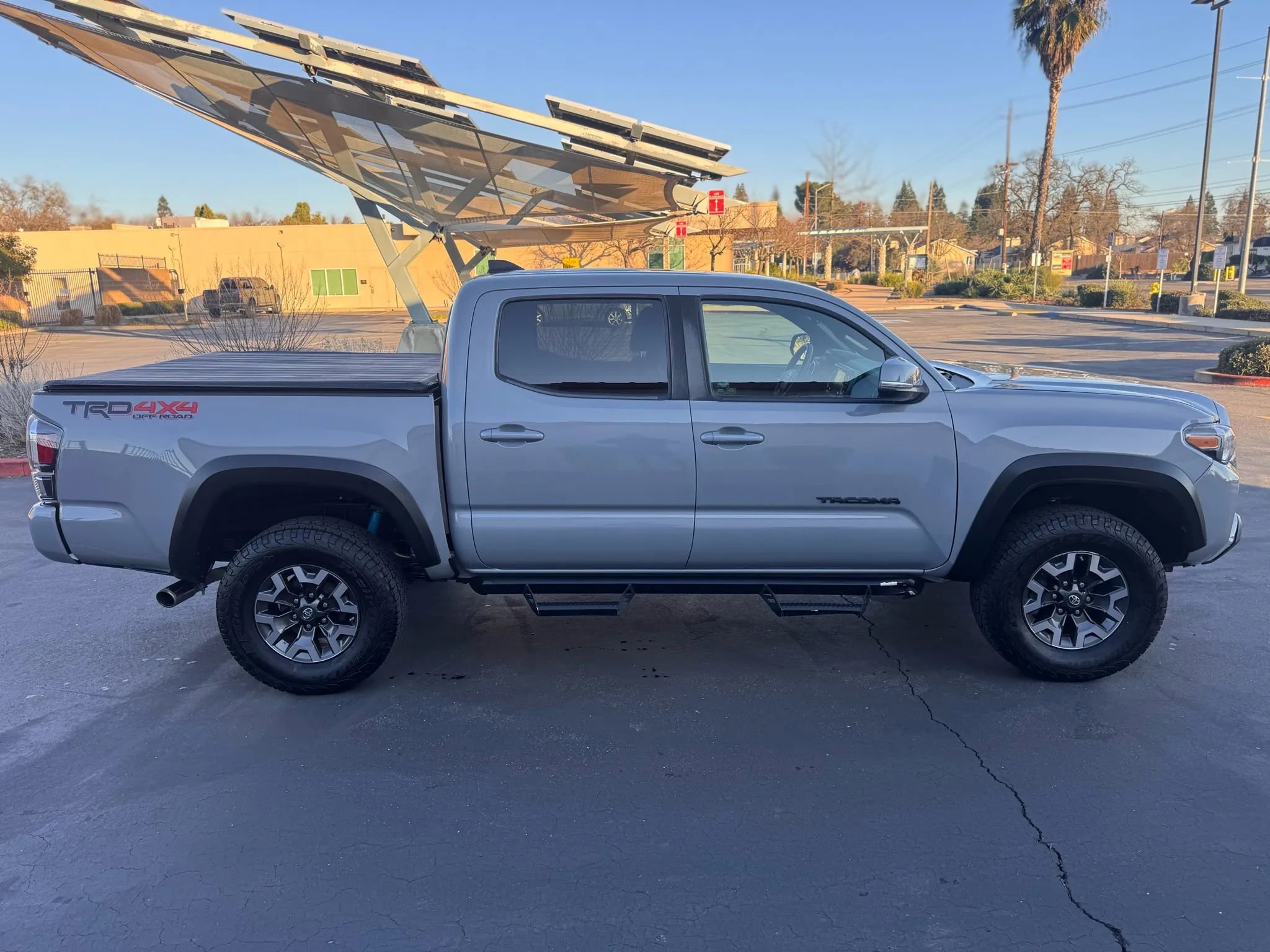 Used 2020 Toyota Tacoma TRD Off-Road image 7