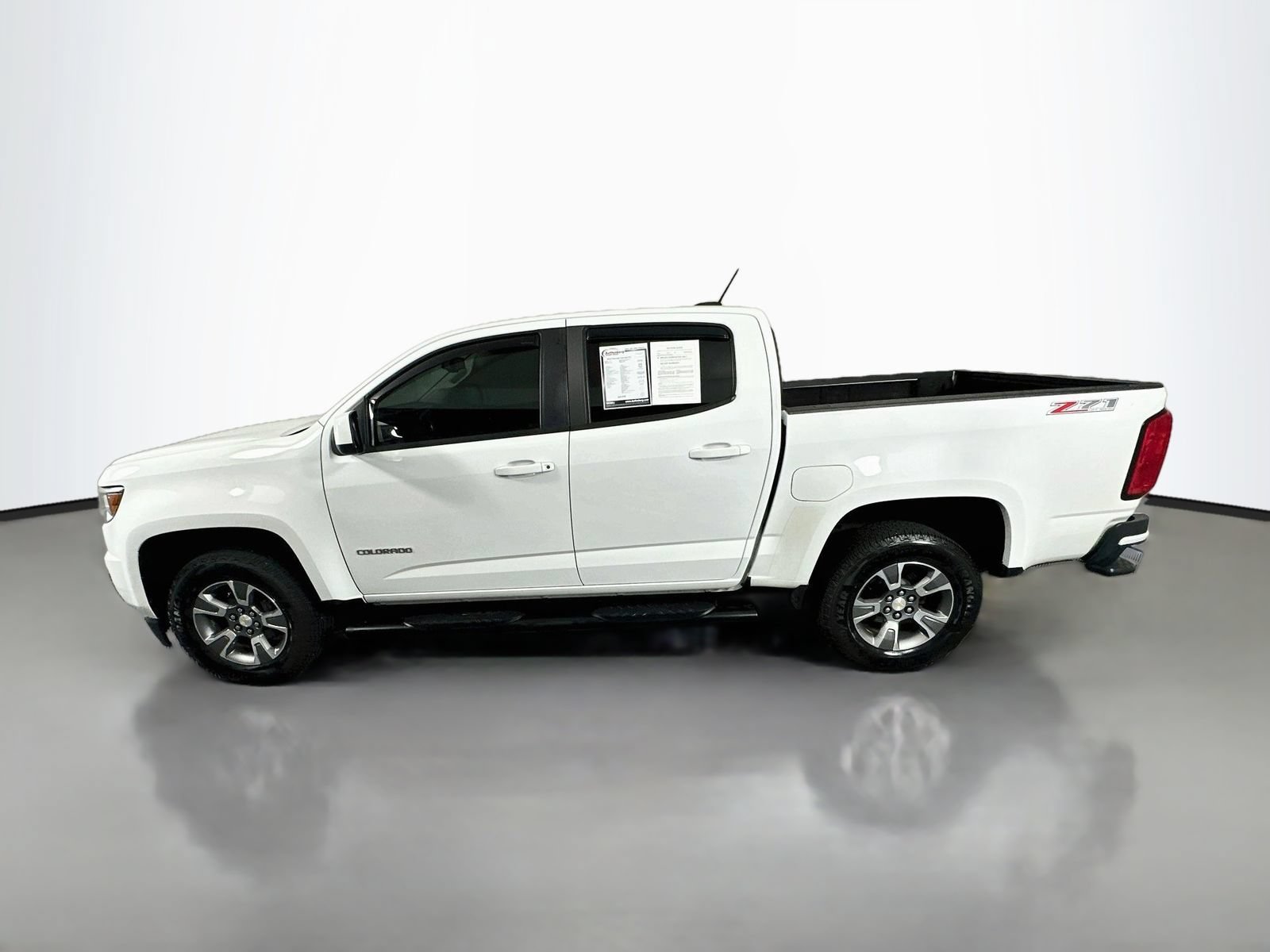 Used 2018 Chevrolet Colorado Z71 AWD/4WD image 4