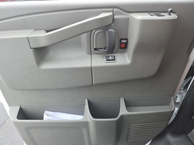 New 2026 Chevrolet Express 3500 w/ Power Convenience Package RWD image 30