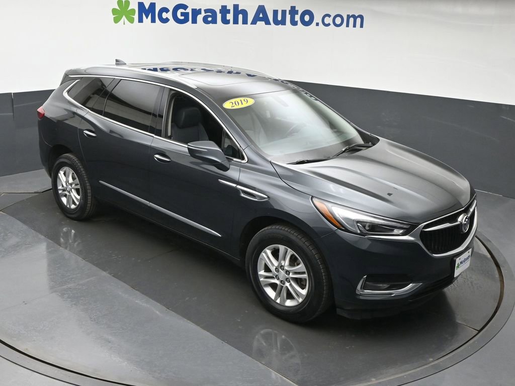 Used 2019 Buick Enclave Essence AWD/4WD image 3