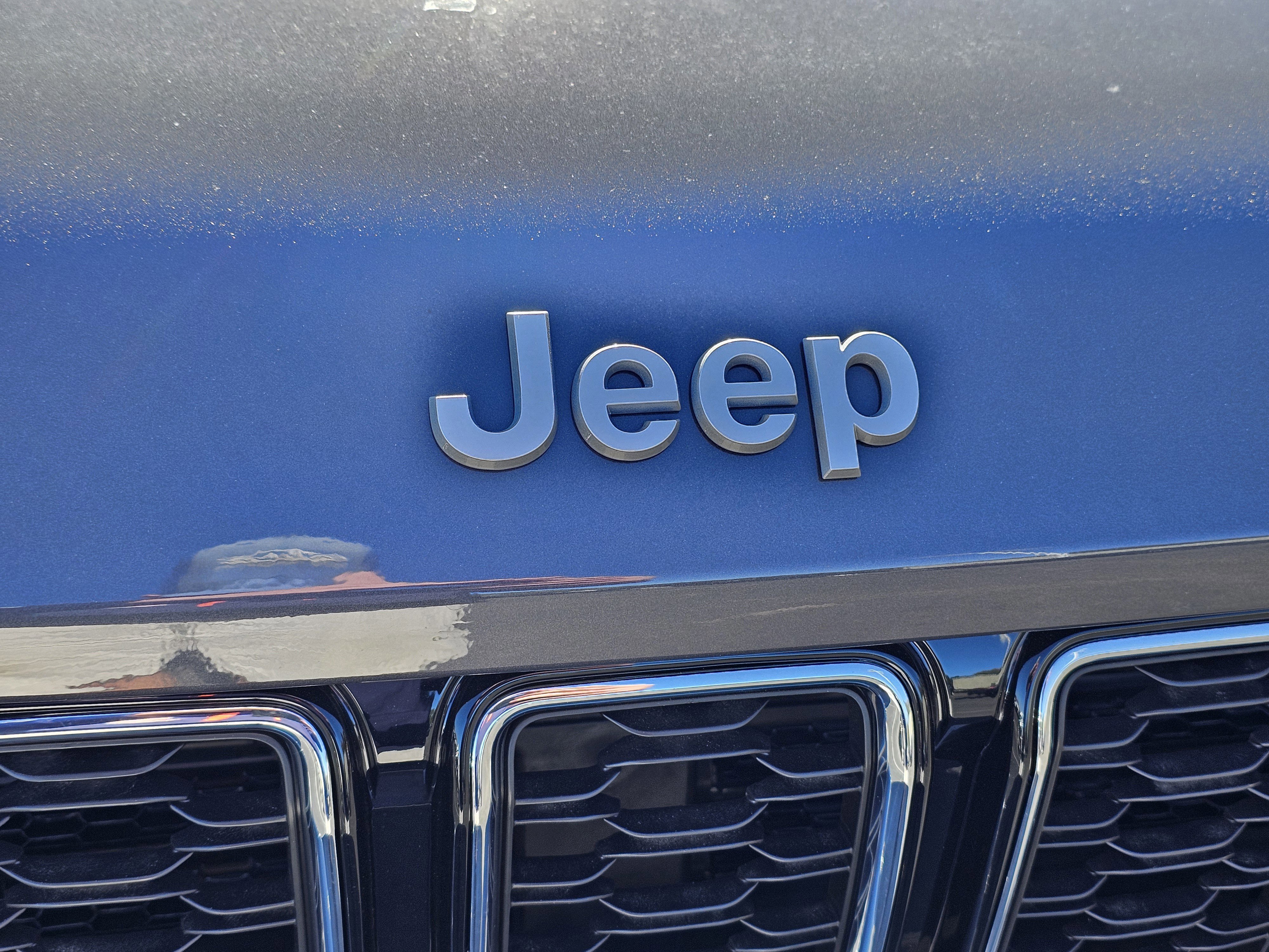 New 2025 Jeep Grand Cherokee L Limited image 3