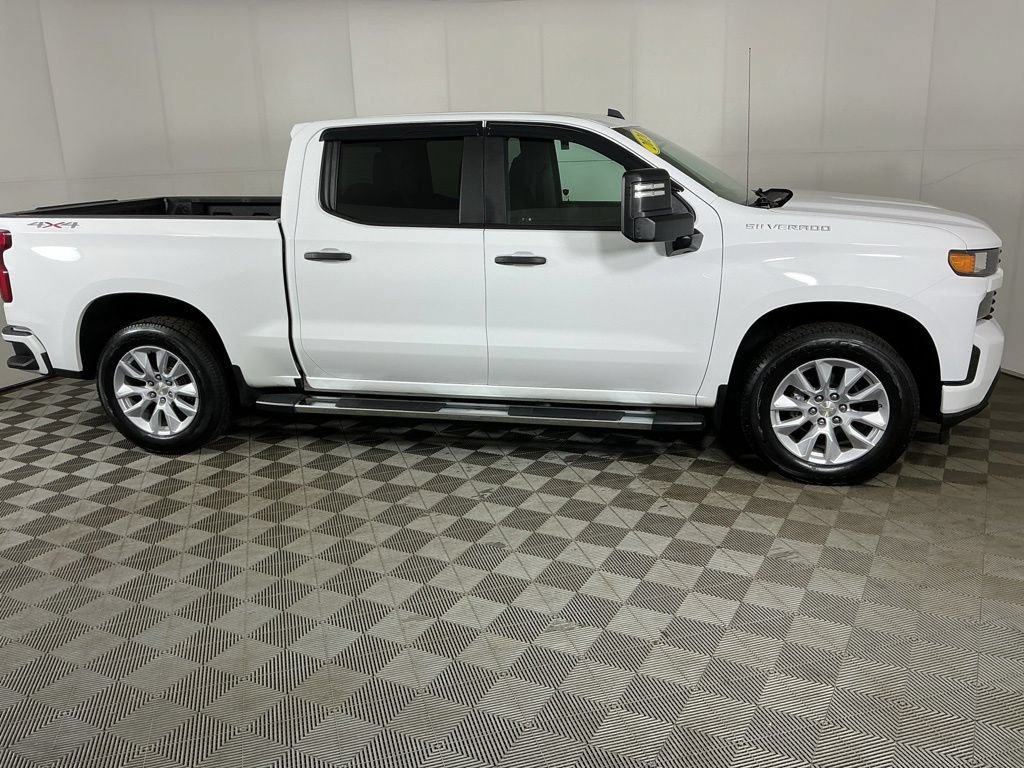 Used 2020 Chevrolet Silverado 1500 Custom w/ Custom Max Trailering Package AWD/4WD image 16