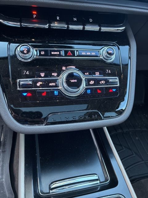 Used 2020 Lincoln Corsair FWD w/ Premium Package image 9