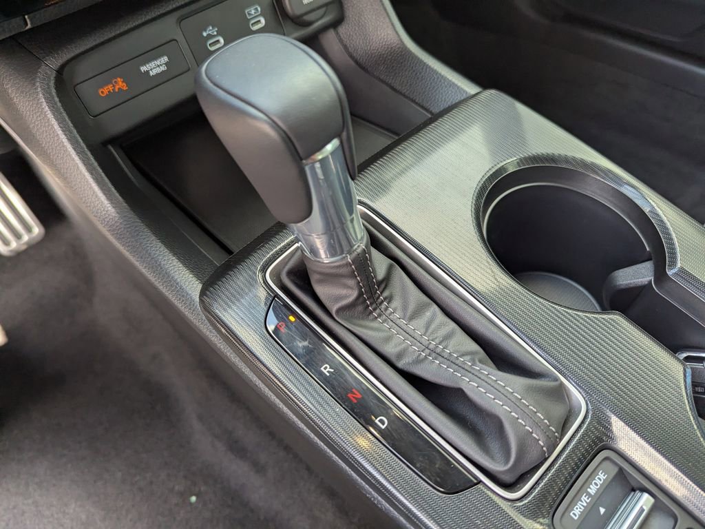 Used 2025 Honda Civic Sport image 25