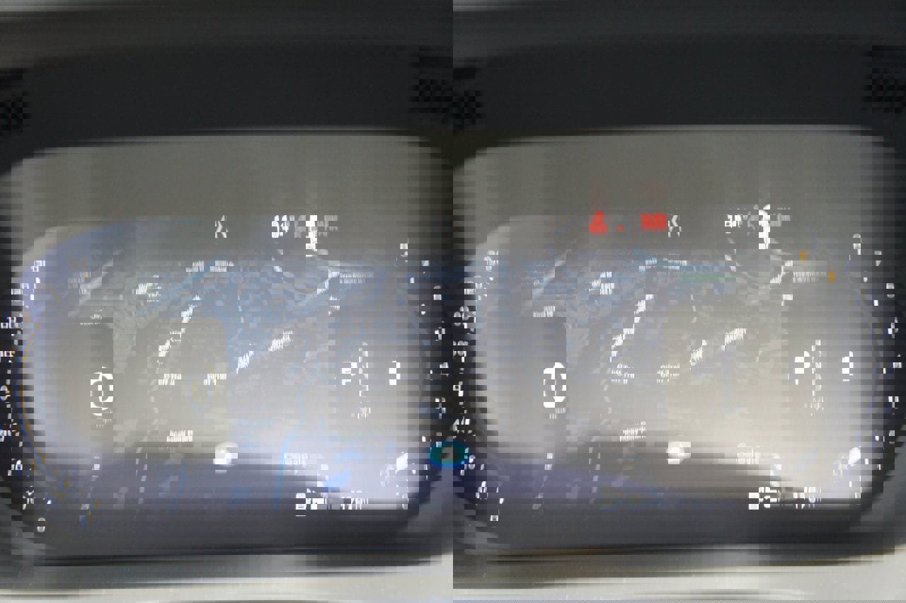 New 2026 Volvo XC60 B5 Plus w/ Protection Package Premier image 14