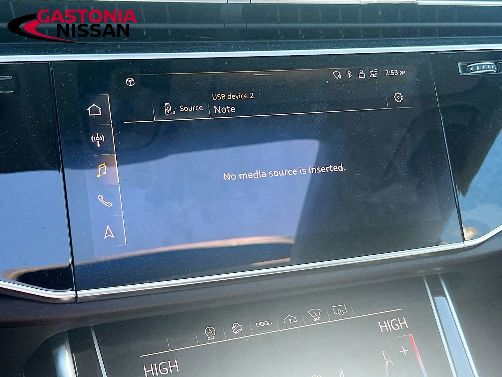 Used 2022 Audi Q8 Prestige image 19