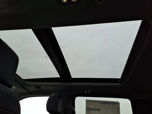 New 2026 Ford F250 Lariat w/ Black Appearance Package image 14