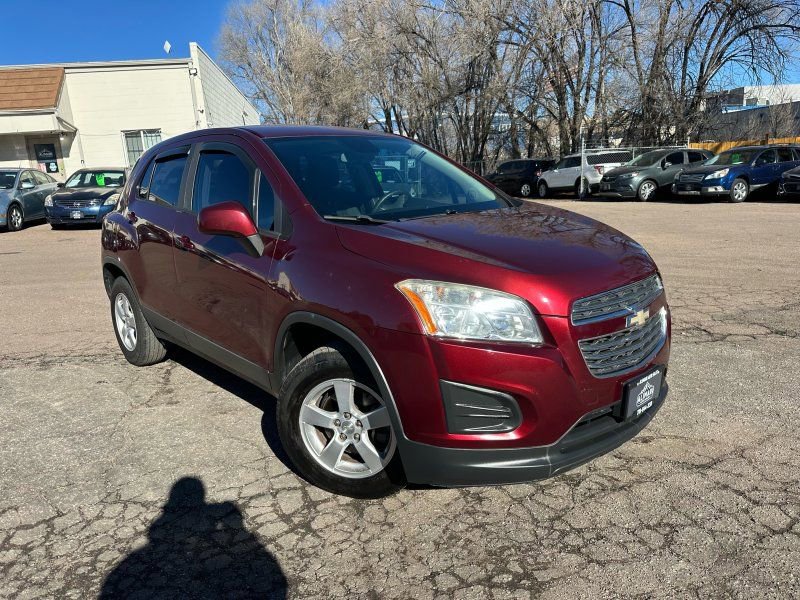 Used 2016 Chevrolet Trax LS AWD/4WD image 1