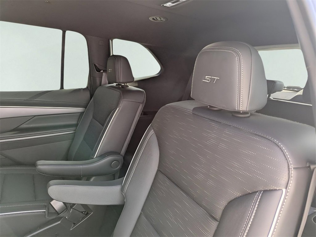 New 2025 Buick Enclave Sport Touring w/ Super Cruise Package image 15