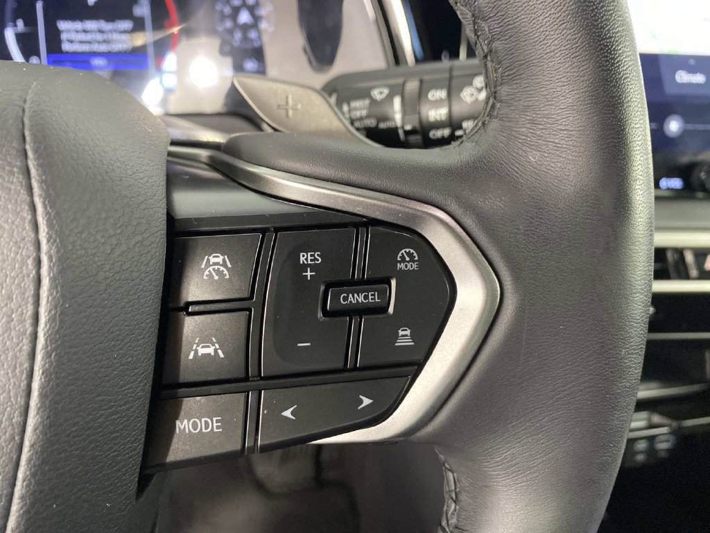 Used 2025 Lexus RX 350 Premium w/ Accessory Package AWD/4WD image 15