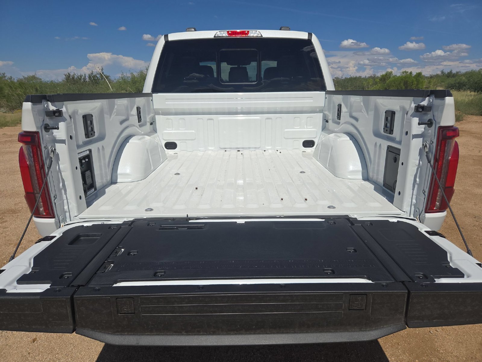 New 2026 Ford F150 King Ranch w/ Equipment Group 601A High AWD/4WD image 6