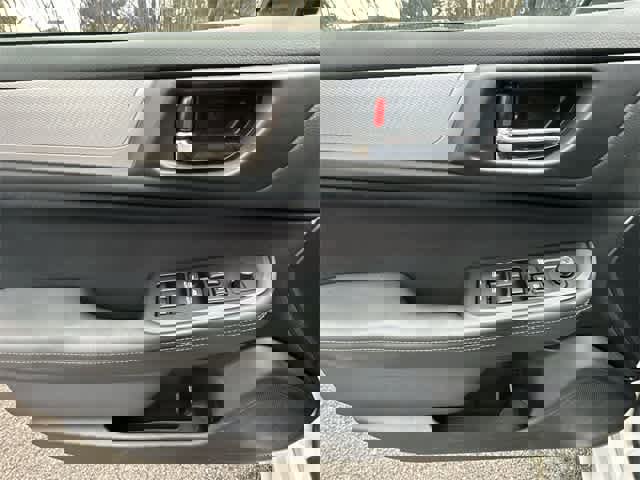 Used 2019 Subaru Legacy 2.5i Premium image 16