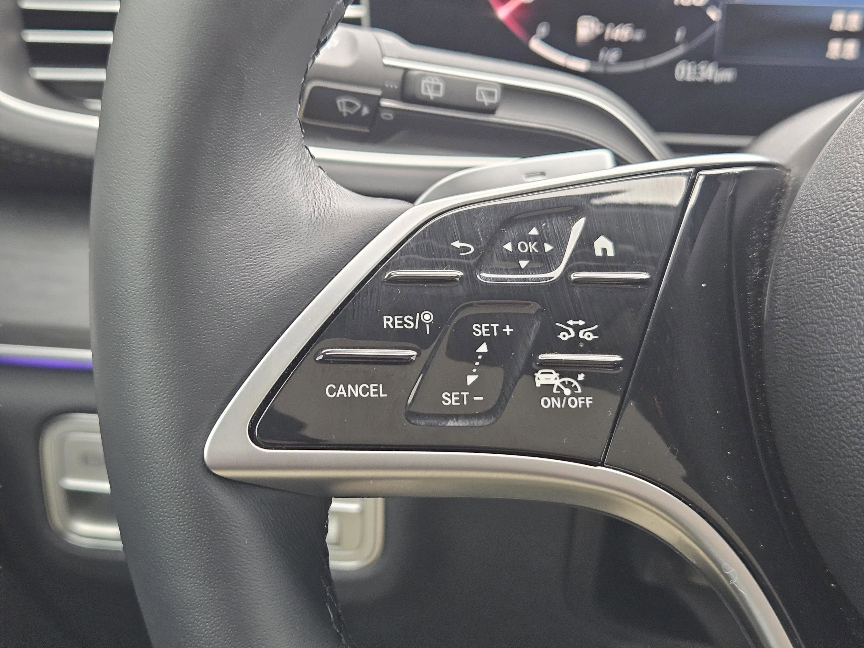 Certified 2026 Mercedes-Benz GLS 450 4MATIC image 20