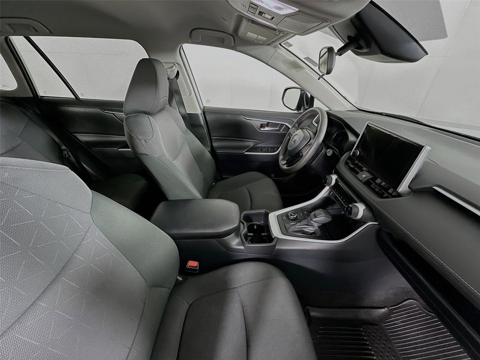 Certified 2025 Toyota RAV4 XLE image 26