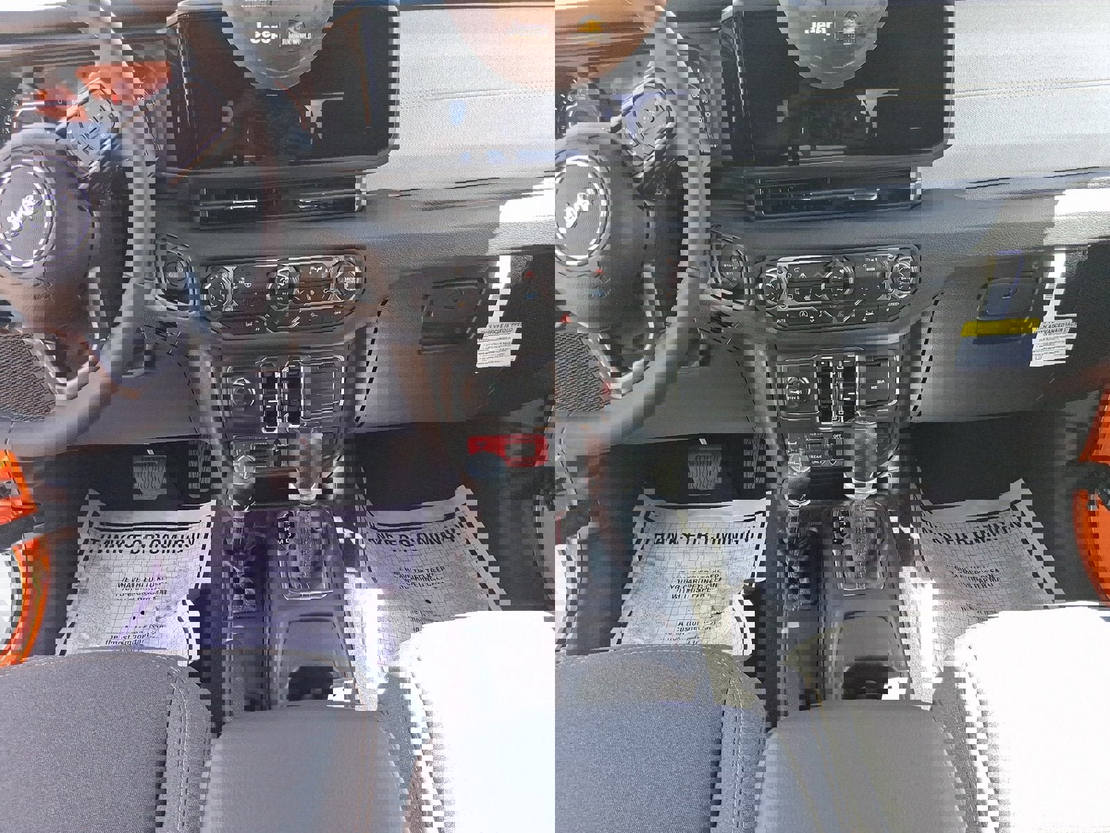 New 2025 Jeep Gladiator Sport image 12