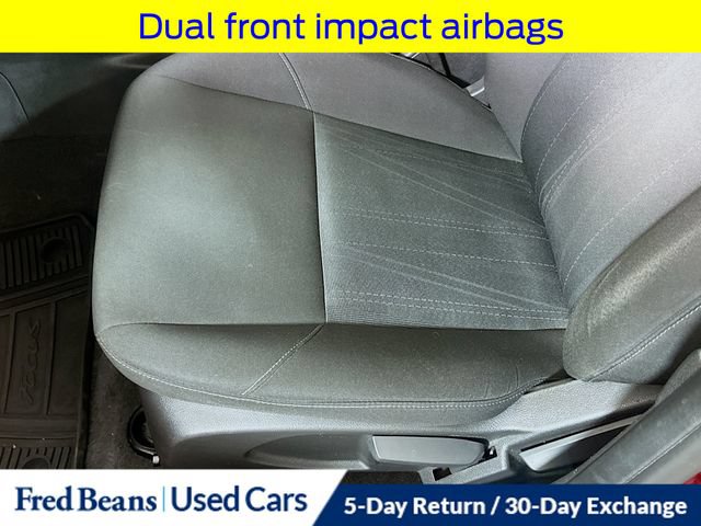 Used 2015 Ford Focus SE w/ SE Cold Weather Package FWD image 20
