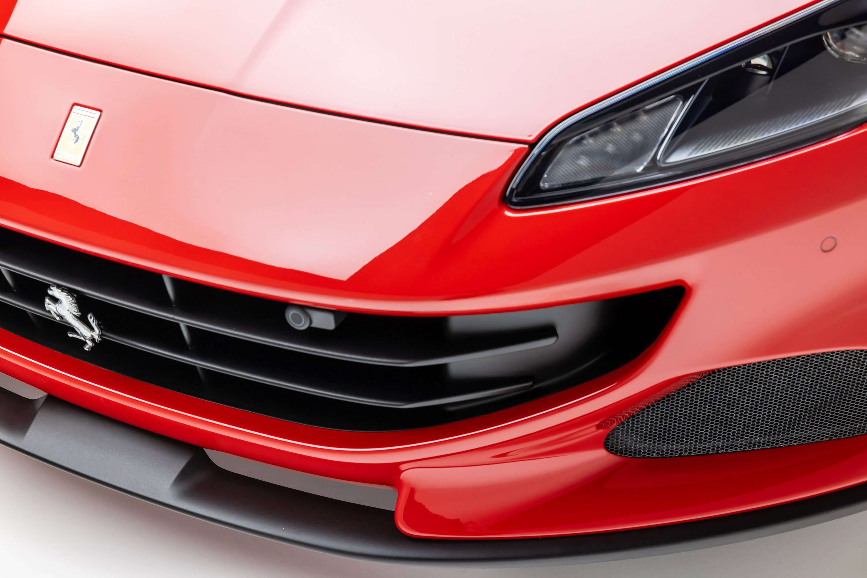 Certified 2022 Ferrari Portofino M RWD image 39