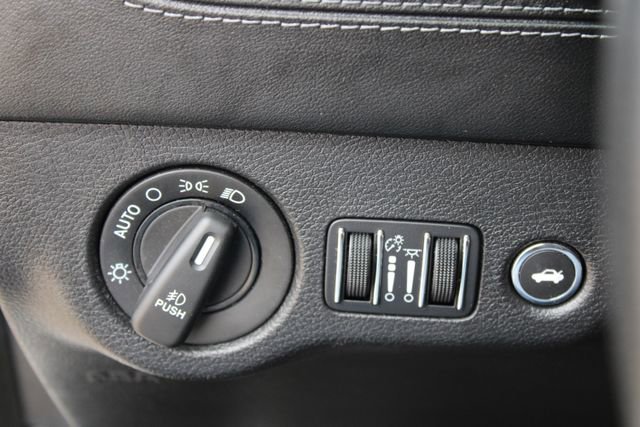Used 2019 Dodge Charger R/T w/ Plus Group RWD image 23