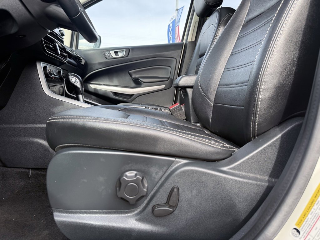 Used 2021 Ford EcoSport Titanium image 10
