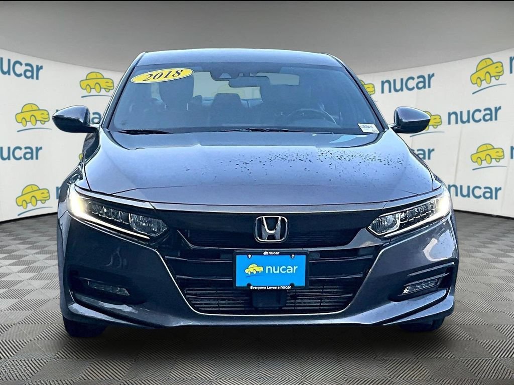 Used 2018 Honda Accord Sport image 2