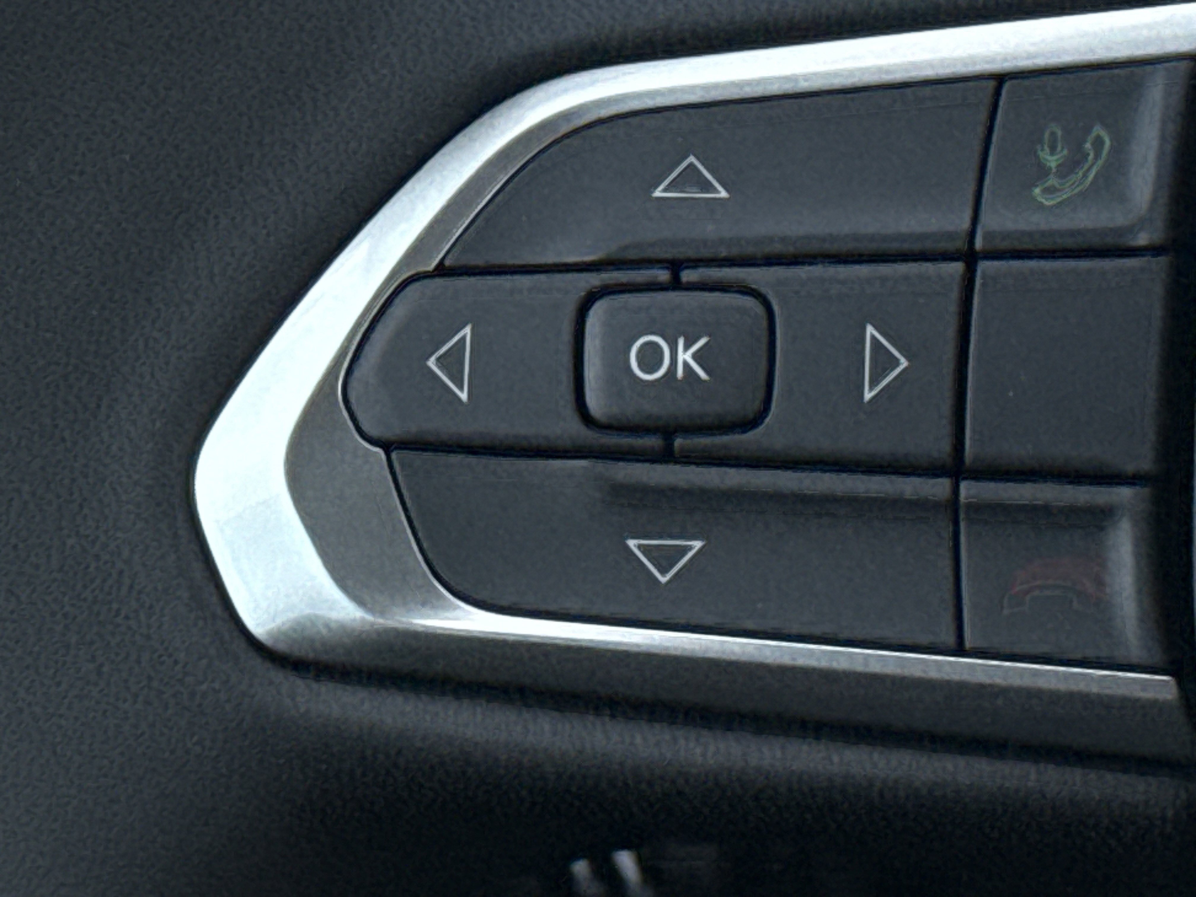 New 2026 Jeep Compass Latitude image 19