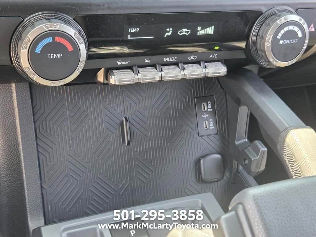 Used 2025 Toyota Tacoma SR5 AWD/4WD image 20