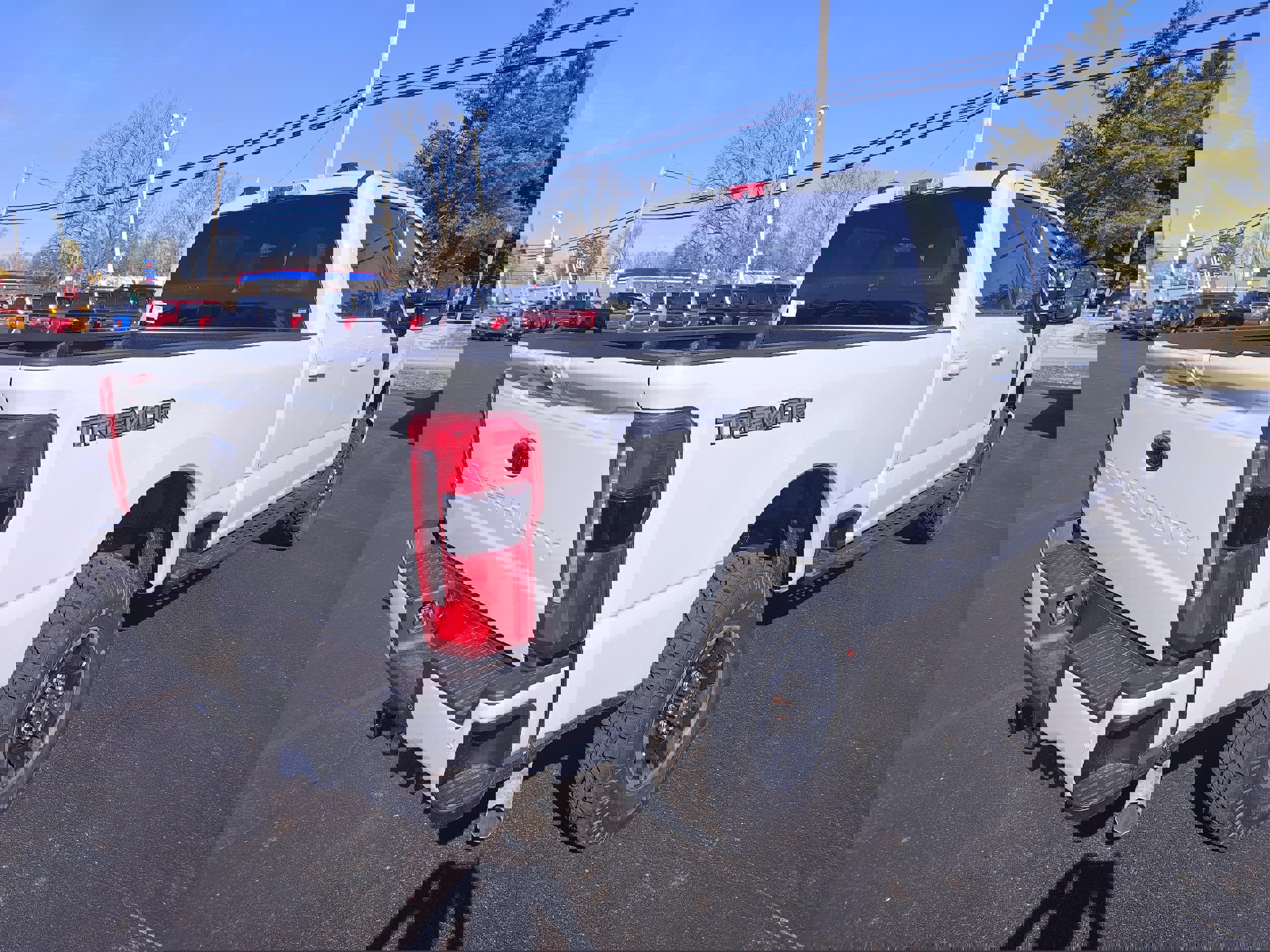 New 2026 Ford F250 XLT w/ XLT Premium Package image 9