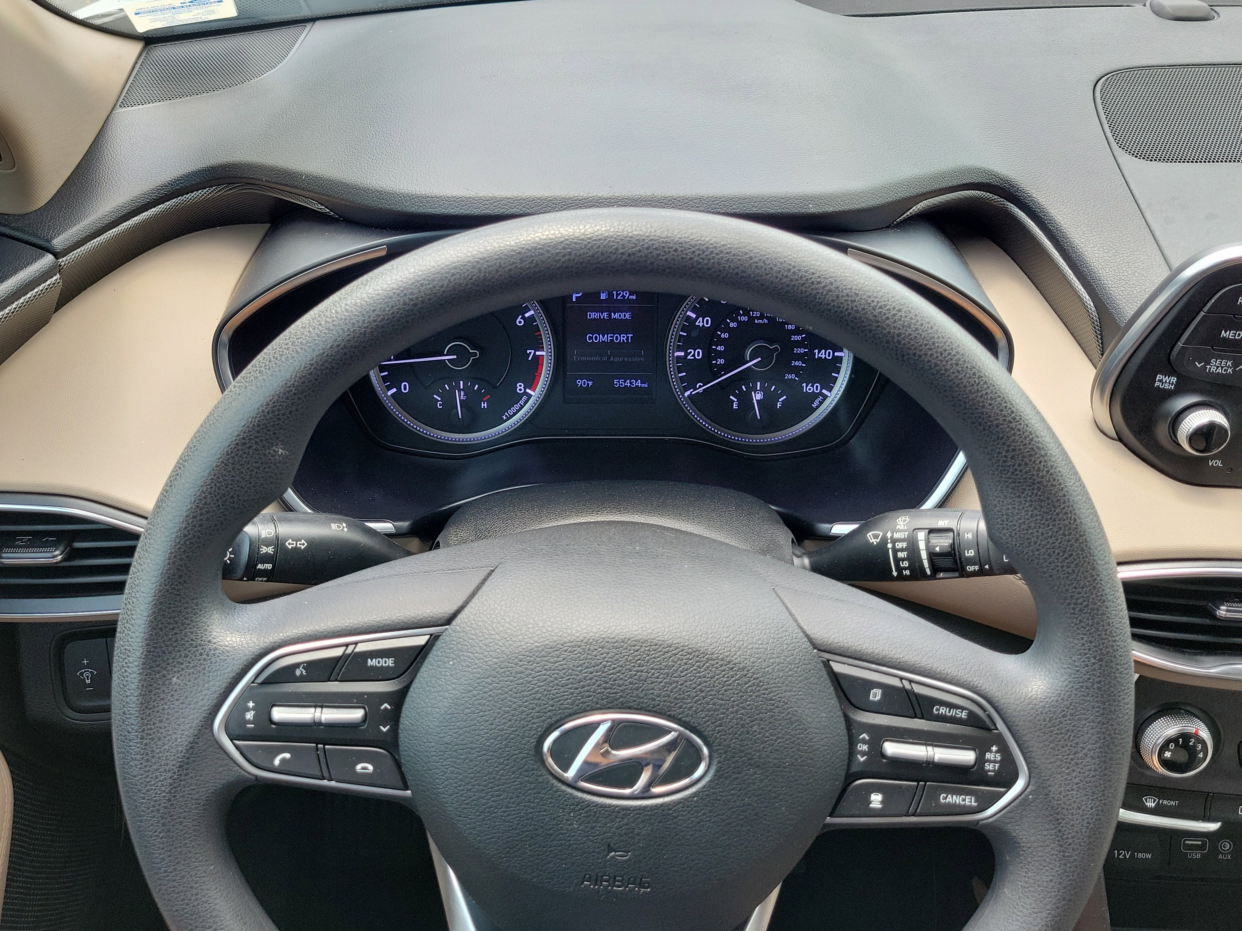 Used 2020 Hyundai Santa Fe SE FWD image 22