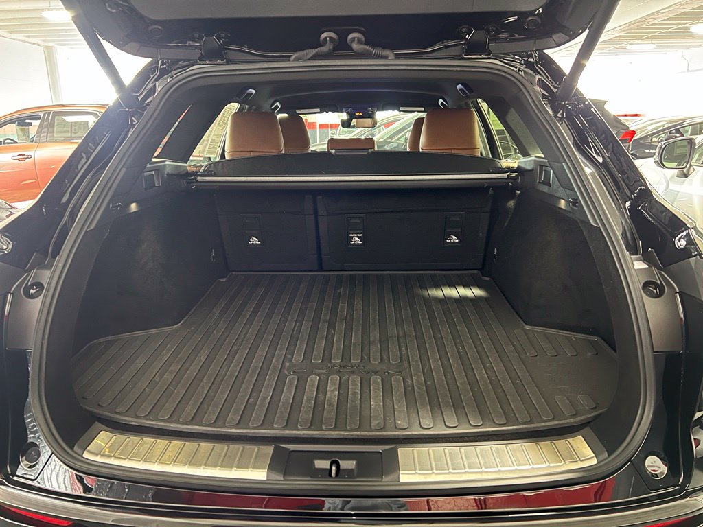 Certified 2026 Toyota Crown Signia AWD/4WD image 42