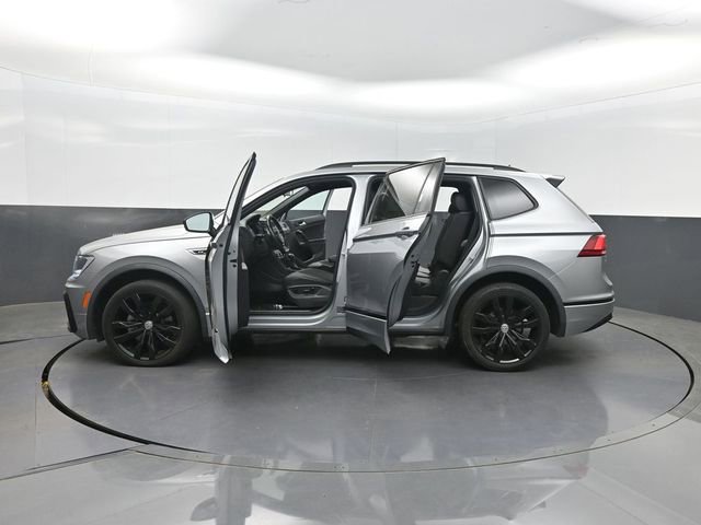 Used 2021 Volkswagen Tiguan SE R-Line FWD image 37