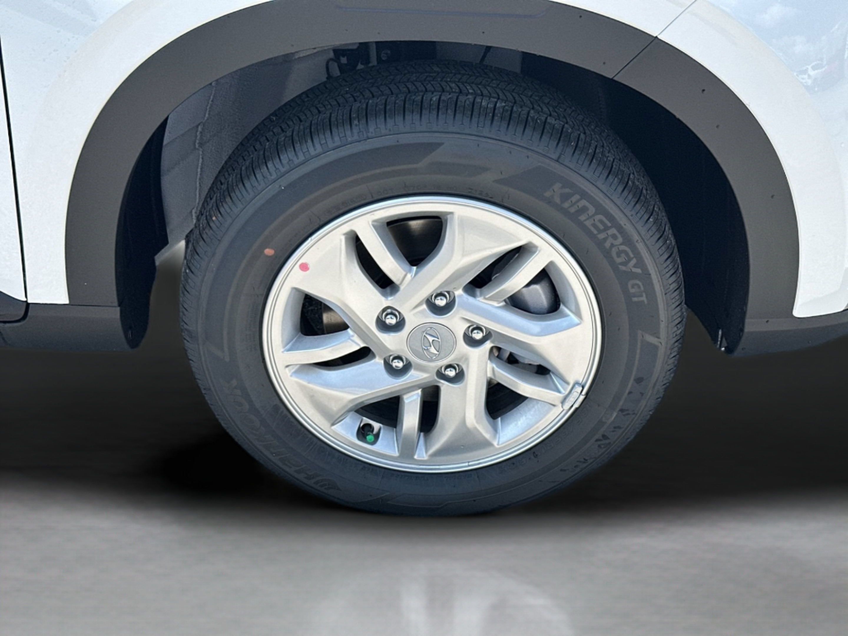 New 2026 Hyundai Venue SE FWD image 32