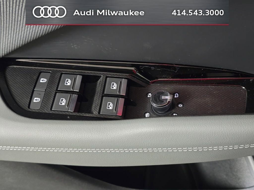 New 2026 Audi Q3 quattro 2.0T AWD/4WD image 14