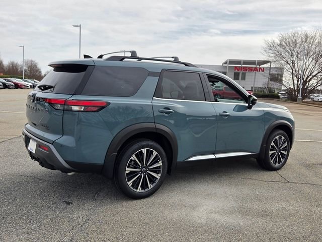 New 2026 Nissan Pathfinder Platinum w/ Cargo Package image 14