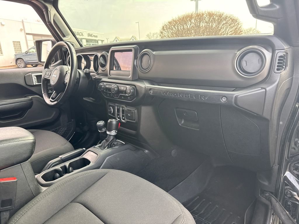 Used 2022 Jeep Wrangler Sport S image 30