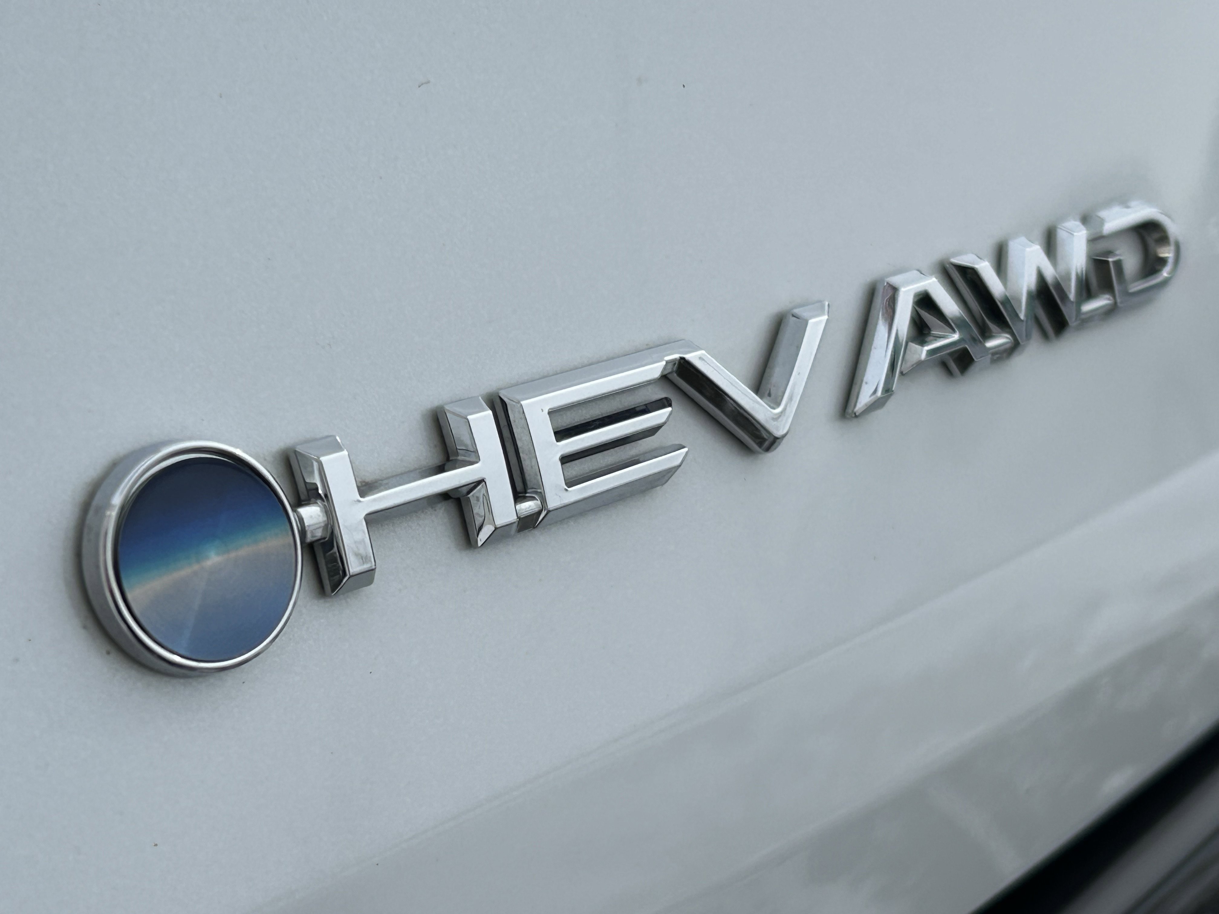 Used 2025 Toyota Sienna Limited image 9