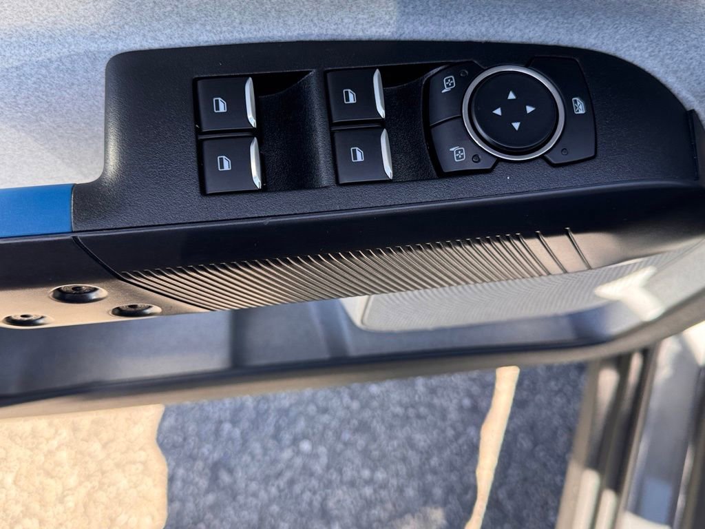 Used 2025 Ford Maverick XLT w/ XLT Luxury Package image 16