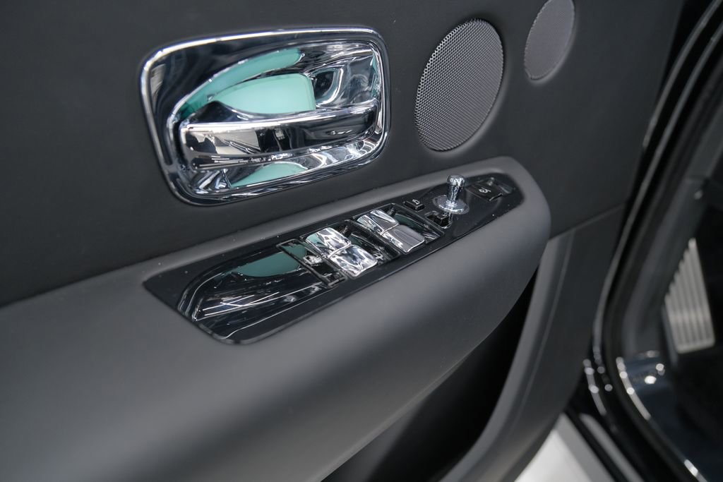 Used 2026 Rolls-Royce Cullinan image 53
