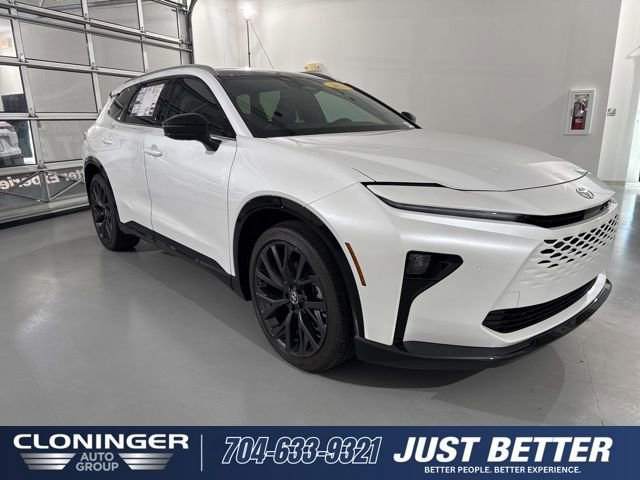 New 2025 Toyota Crown Signia w/ Advanced Technology Package