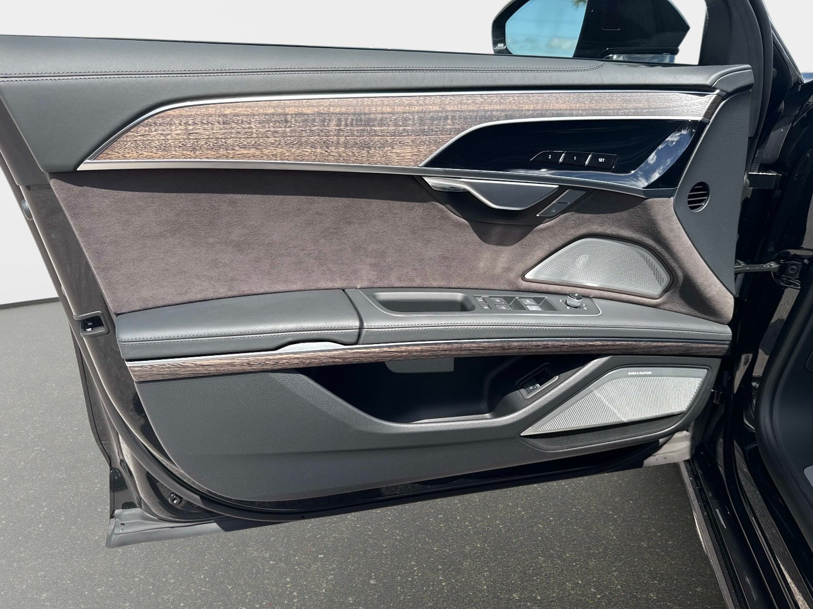 New 2027 Audi A8 L 3.0T AWD/4WD image 17