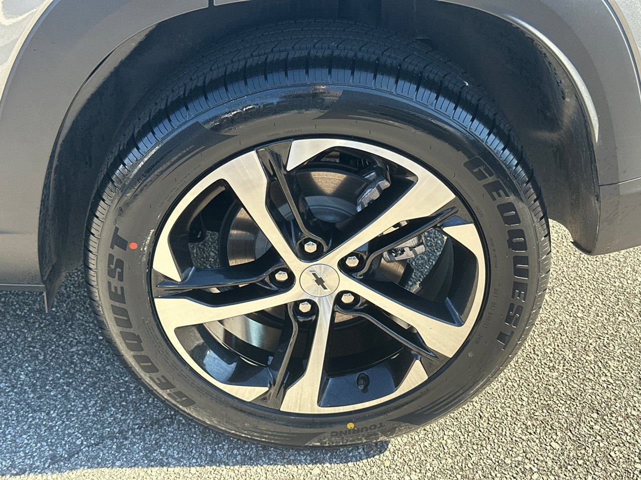 Used 2024 Chevrolet Trax RS w/ Driver Confidence Package FWD image 19