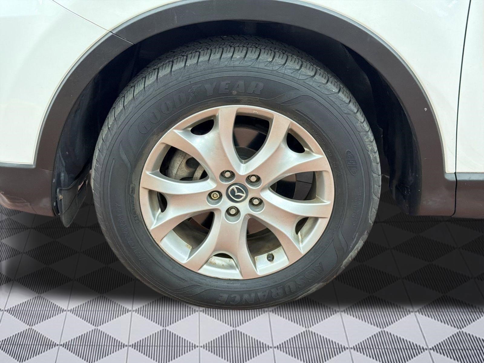 Used 2014 MAZDA CX-9 Touring w/ Touring Technology Package image 12