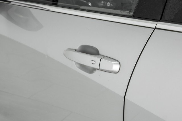 Used 2016 Chevrolet Malibu LT image 38