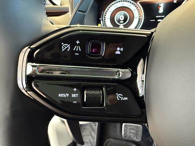 New 2025 Aston Martin DBX 707 image 17