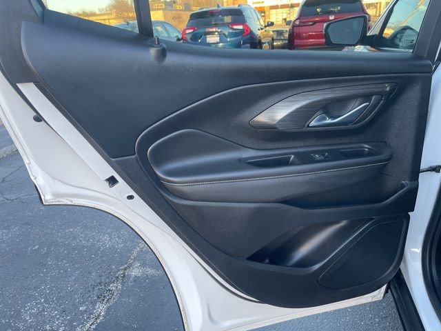 Certified 2023 GMC Terrain SLE w/ Driver Convenience Package image 13