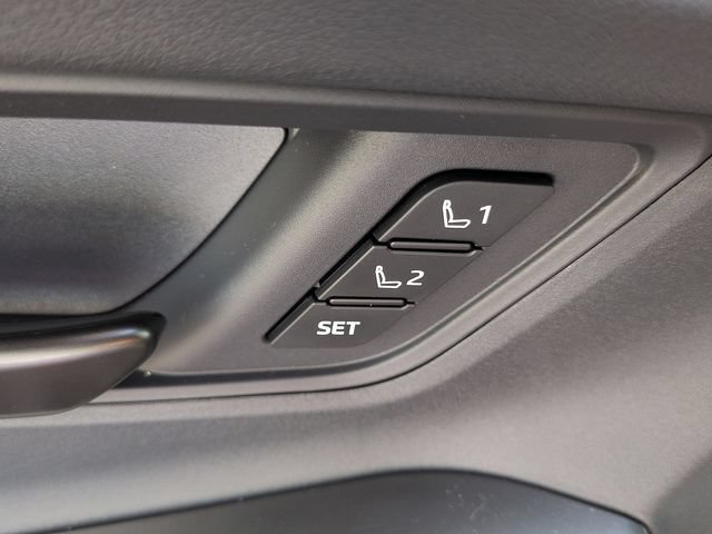 Certified 2026 Toyota C-HR AWD/4WD image 18